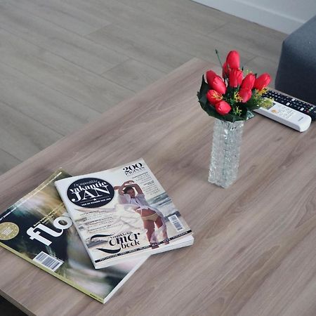 Spacious Modern Apartment Kisela Voda سكوبجي المظهر الخارجي الصورة