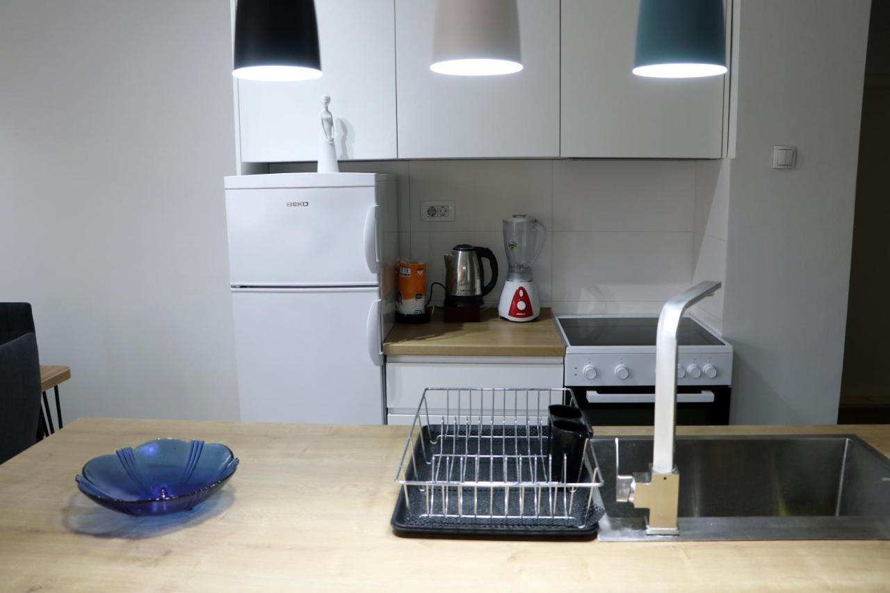 Spacious Modern Apartment Kisela Voda سكوبجي المظهر الخارجي الصورة